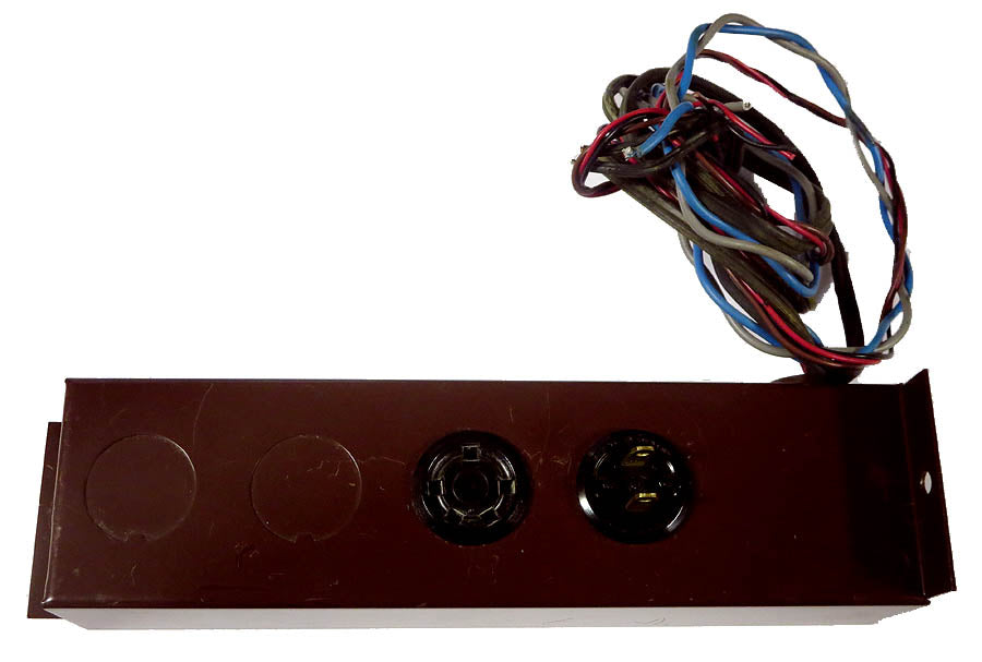 Outlet Box with 2-pin AC input connector for "C, D, RT" type Hammond